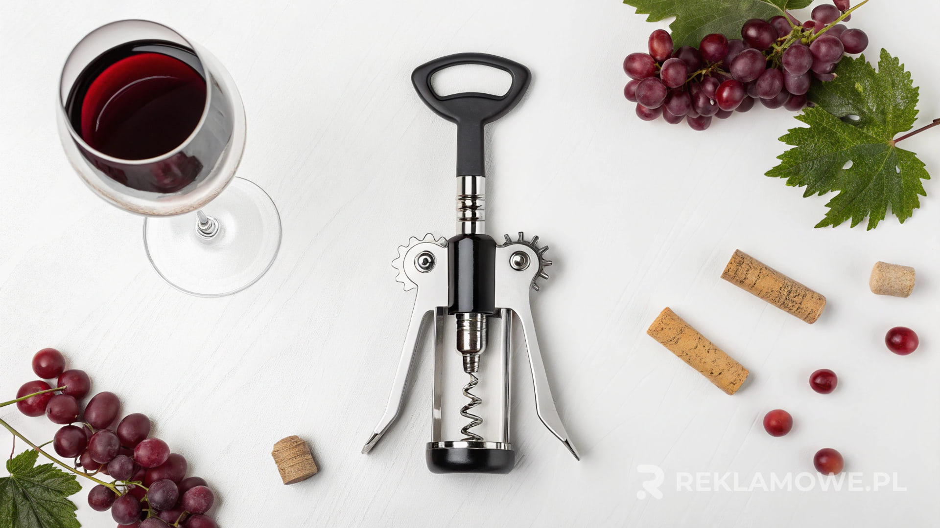 Korkociąg reklamowy używany na firmowym evencie